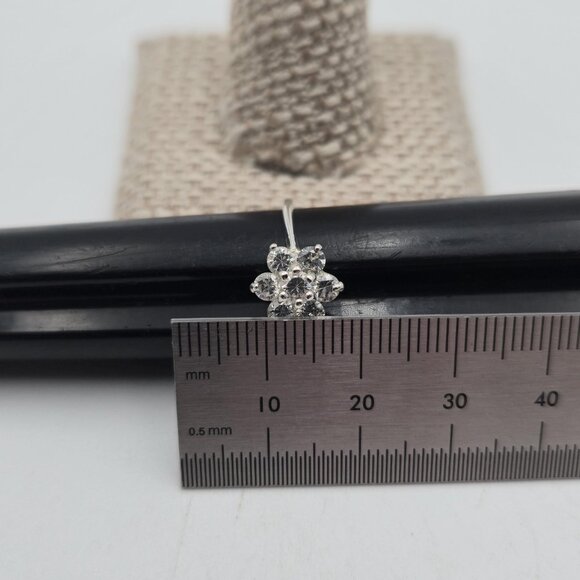 Size 7.5 Sterling Silver Cluster Clear Cubic Zirconia Ring A4379 - Picture 8 of 9